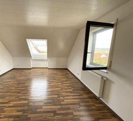 Wohnzimmer Dachgeschoss - klein