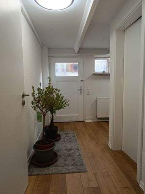 UG Blick z. separaten Eingang