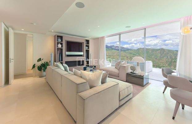 New Built Flats in Complex with Health Club in Marbella Ojen