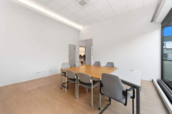 Büroraum 2 Ansicht 3