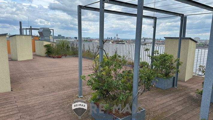 12 Gemeinschaftsdachterrasse