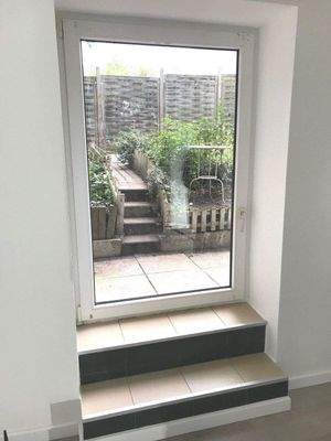 Austritt vom Büro in den Garten.jpg