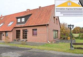 Geräumige Doppelhaushälfte sofort frei.jpg