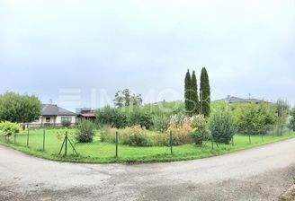 Bauland 1010 m² im Grünen