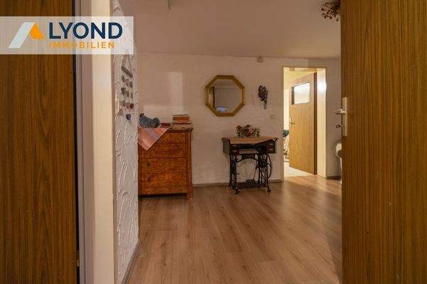 Kellerflur / Zugang Kellerzimmer 1