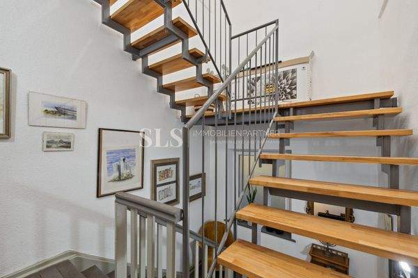 Eigener Hausflur WE 1