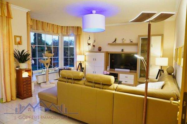 Wohnzimmer Haus Rechts