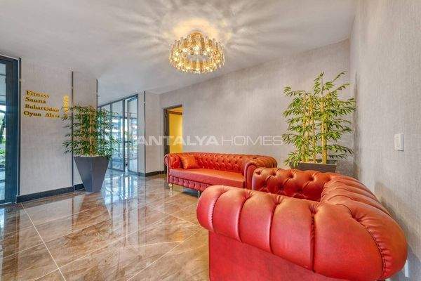 New Real Estate in a Complex with Swimming Pool in Alanya