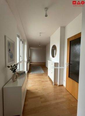 Blick ins Wohnzimmer Beispiel KI