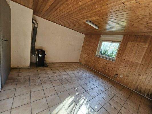 ausgebautes Zimmer UG