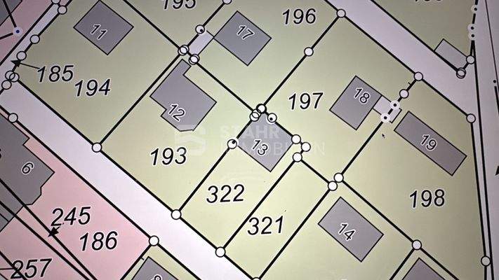 Flurstücke 193 + 322