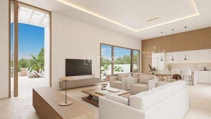 Luxury Villas Close to La Finca Golf Resort in Algorfa
