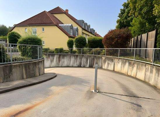 Zufahrt Tiefgarage