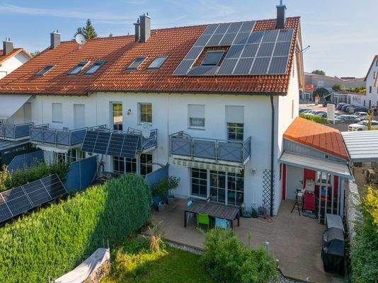 Schöne Aufteilung, Top-Ausstattung inkl. PV-Anlage