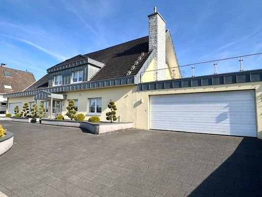 Auffahrt rechts