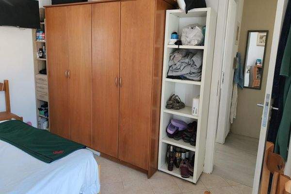 Kreta, Kalamitsi Amigdali: Charmantes kretisches Haus mit privatem Olivenhain und Bergblick zu verkaufen