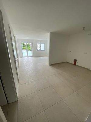 Whg 5 Küche Wohnen Essen.jpeg