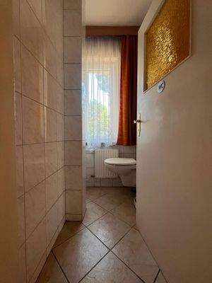 Gäste-WC im Erdgeschoss.JPG