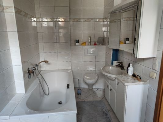 Hauptbad EG A.-Bebel-Str.15 TGMDE.jpg