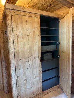 Einbauschrank