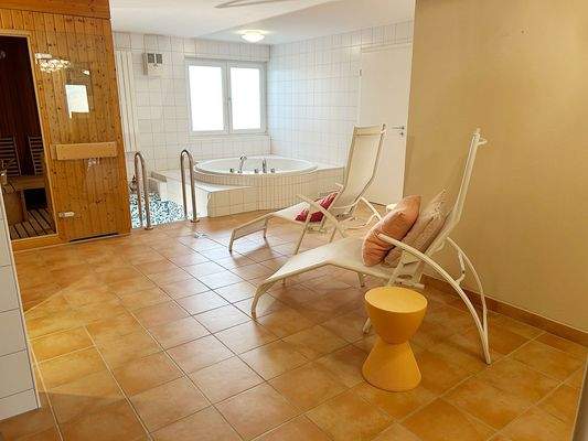 Sauna, Tauchbecken, Whirlpool