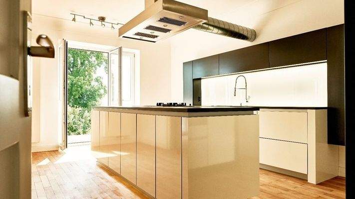 Exklusive Einbauküche