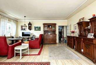Wohnzimmer (2) (EG)