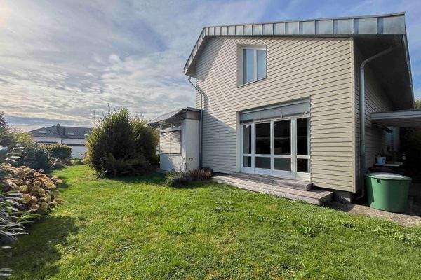 Gartenseite vorm Wohnzimmer