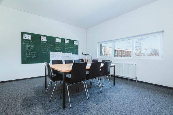 Besprechungsraum 2.OG