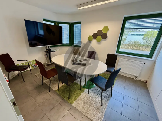 INFOS UNTER: 06171-586000