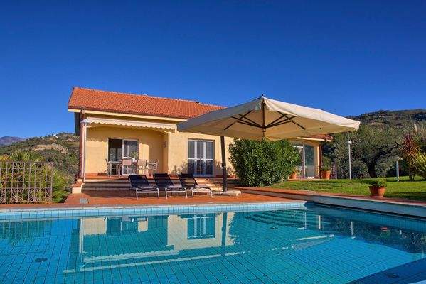 DA815_01 TERRA ITALIA IMMOBILIEN_REAL ESTATE_FOR S