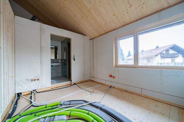 Freedome_Pictures_Schäftlarn_Klosterstr. 8_EFH (19 von 39).jpg