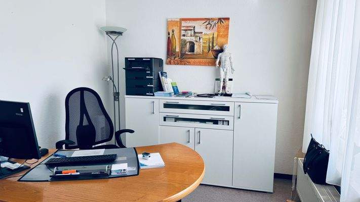 Büro / Behandlungszimmer