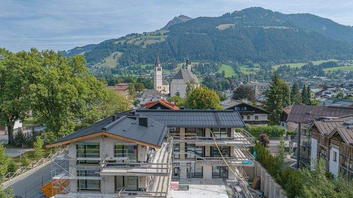 KITZIMMO-Exklusive Erdgeschossmaisonette in zentraler Toplage kaufen - Immobilien Kitzbühel.