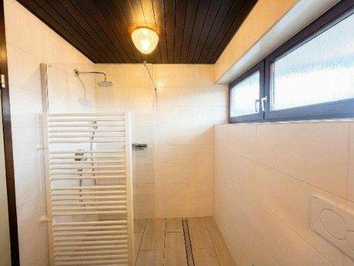 Dusche.jpg