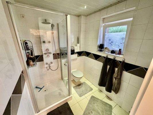 Duschbad Erdgeschoß