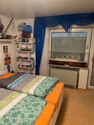 Schlafzimmer Bild 2 Souterrain.jpeg