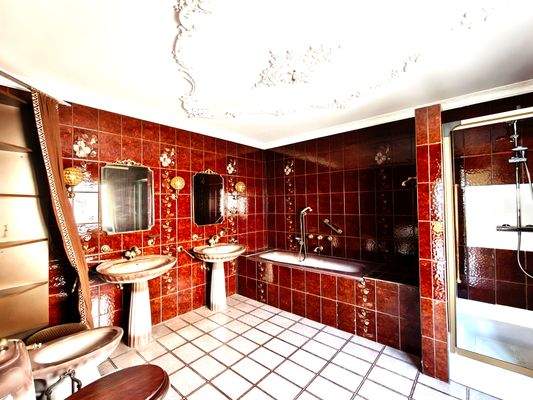Badezimmer 1 / Bad en Suite