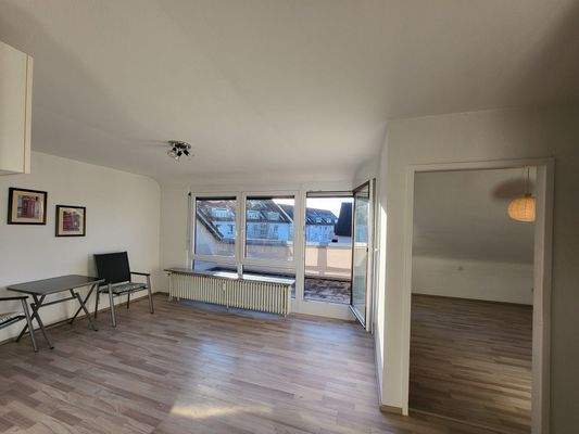 Wohnen mit Zugang zur Loggia