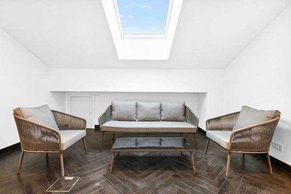 Empfangsbereich / Wartebereich