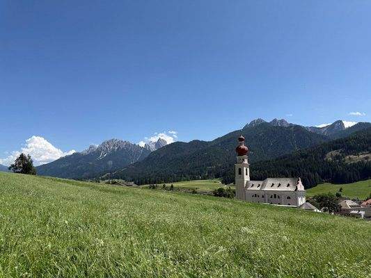 Niederdorf_Genehmigtes Projekt_7 freie Wohnungen_Konventionelle_Visionen_Umsetzungsmöglichkeiten_Rauminhalt
