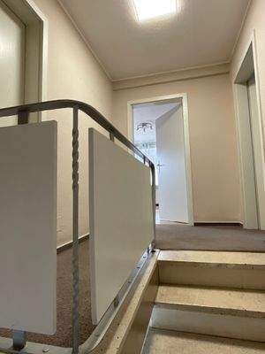 Haus 41_1.OG.Treppenhaus.Flur.