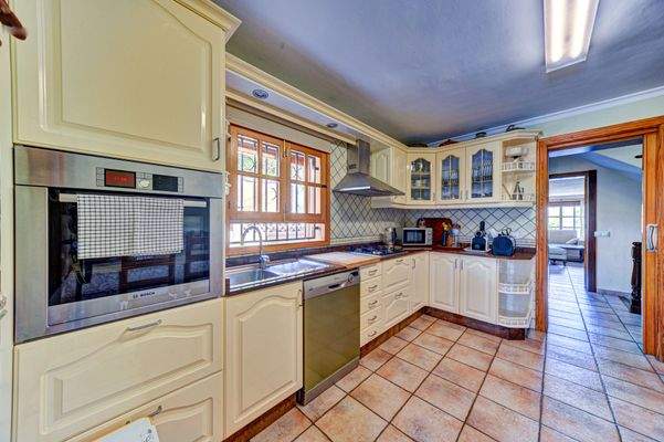 6. Kitchen in Portals Nous 