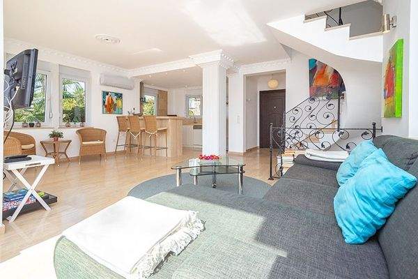 WhatsApp Image 2025-10-01 at 16.24.57.jpeg