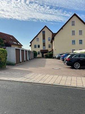 Stellplätze und Garagen.jpg