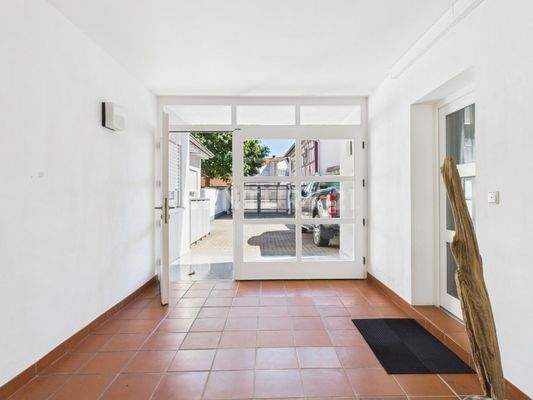 Gepflegter Eingangsbereich