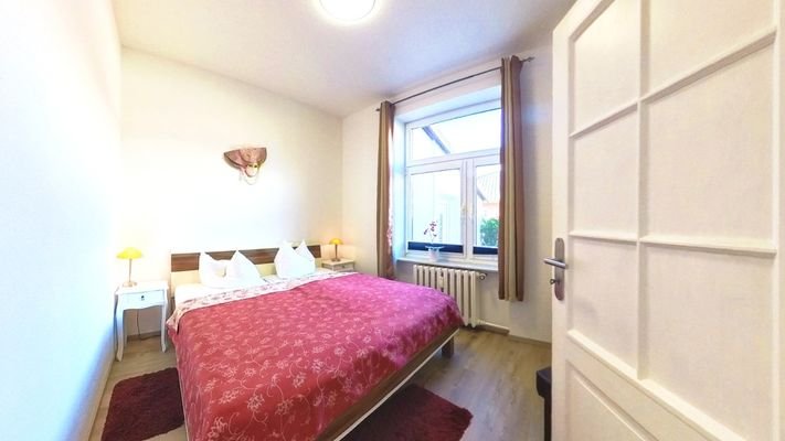 Schlafzimmer im Erdgeschoss WE 1