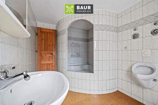 Hanggeschoss Badezimmer