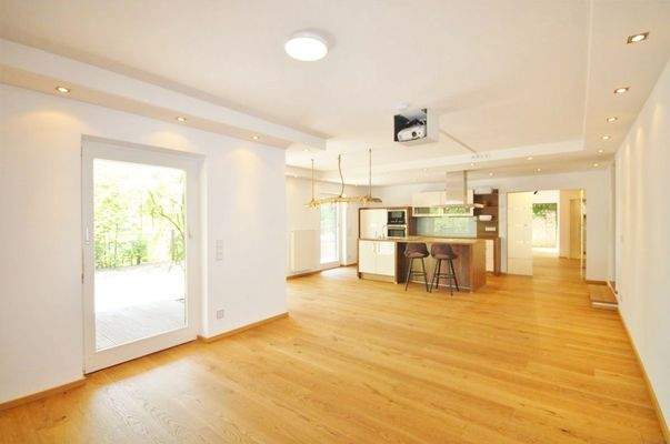 Wohn-/Koch-/Essbereich (UG)