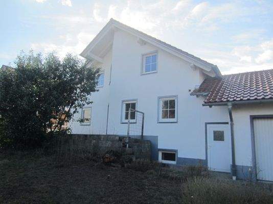 Fassade mit Terrasse